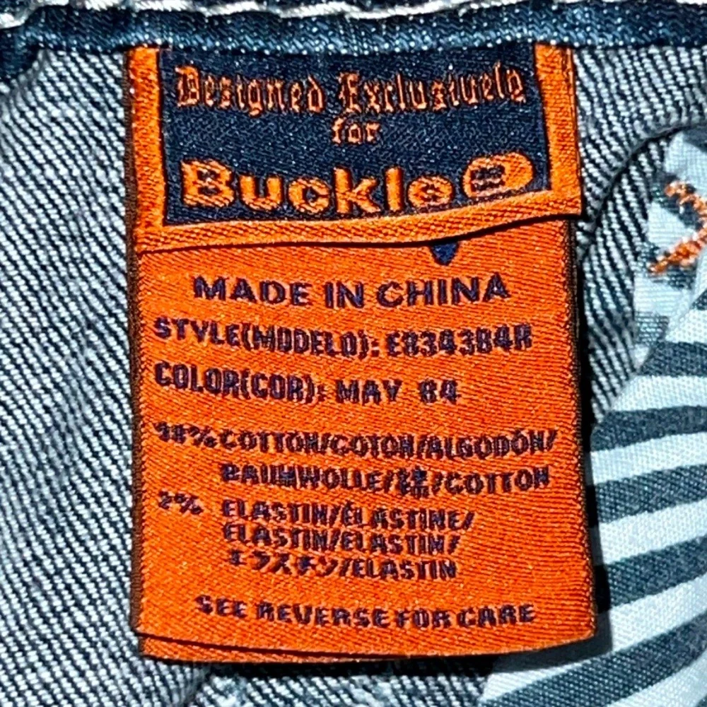 ROCK REVIVAL 🎸 THICK STITCH MAY BOOTCUT DESTROYED DISTRESSED JEANS Women 34 W38” - Picture 14 of 16